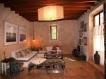 Finca mit Pool Wohnzimmer mit SAT-TV und Internet Zugang privates Designer Ferienhaus mit Pool Mallorca  in exklusiver Lage Mallorca  Designer Finca