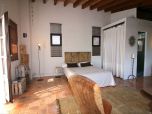 Mallorca DesignerFinca Finca Mallorcas Mitte mit Pool bei Petra , Schlafzimmer Bad En Suite Finca  Mallorcas Mitte Mallorca Finca exklusive Lage privates Designer Ferienhaus mit Pool Mallorca  in exklusiver Lage privates ferienhaus auf mallorca mit pool   Finca mit Pool im Norden Mallorcas 