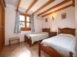 Mallorca authentische private Finca Mallorca Tennisplatz, Pool und Jacuzzi nähe Puerto Pollensa im Norden für 6 Personen zu mieten, Finca mit Klimaanlage, 