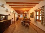 Mallorca authentische private Finca Mallorca Tennisplatz, Pool und Jacuzzi nähe Puerto Pollensa im Norden für 6 Personen zu mieten, Finca mit Klimaanlage, 
