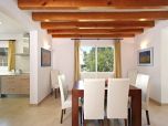 Mallorca Ferienhaus am Strand, modern, geschmackvoll, komfortabel Eingerichtet, absolut strandnah gelegen 320 Meter zum Meer Ferienhaus für 8 Personen, 4 Schlafräume, 5 Bäder, Klimaanlage