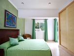 Mallorca Ferienhaus am Strand, modern, geschmackvoll, komfortabel Eingerichtet, absolut strandnah gelegen 320 Meter zum Meer Ferienhaus für 8 Personen, 4 Schlafräume, 5 Bäder, Klimaanlage
