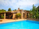Mallorca schöne Finca mit Pool, traumhafter Garten in ruhiger Alleinlage für 6 Personen