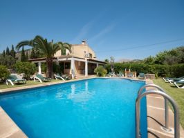 Typische Naturstein-Finca Mallorca 10 Personen Pool Pollença Mallorca Norden