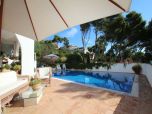 großzügiges Ferienhaus für eine große Familie inklusive Pool, Meerblick