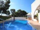 großzügiges Ferienhaus für eine große Familie inklusive Pool, Meerblick