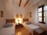 Dekorative Luxusfinca 3 separate Wohneinheiten, komfortable Villa mit Pool (Kindersicher), Sauna, Internet ( W-LAN) und traumhaften Garten 10 Personen plus 4 Kinder