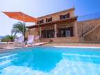 Mallorca schöne Neubaufinca für 8 Personen in Selva, mit Klimaanlage, Internet und privatem Pool,