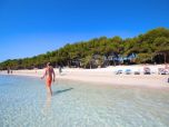 Mallorca Villa am Meer und Strand im Norden Mallorcas nahe Alcudia