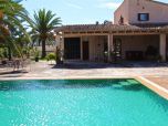 Finca in herrlich ruhiger Lage ohne Nachbarn, nicht einsehbar und mit einem sehr großen Pool