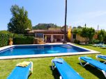 Urlaub auf Mallorca in einem hübschen Ferienhaus mit viel Rasen, großem Pool, Klimaanlage 
