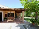 Urlaub auf Mallorca in einem hübschen Ferienhaus mit viel Rasen, großem Pool, Klimaanlage 