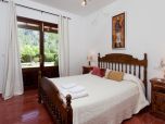 Urlaub auf Mallorca in einem hübschen Ferienhaus mit viel Rasen, großem Pool, Klimaanlage 
