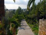 Ruhig gelegene Finca mit Pool, Ferienhaus mit Garten, Wohnzimmer und jedes Schlafzimmer mit Klimaanlage Villa für 8 Personen in Traumlage