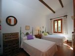 Finca Landhaus Villa Mallorca mit sehr großem Pool Traumblick zum Tramuntanagebirge