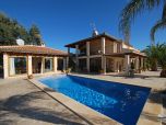 Mallorca Ferienhaus-Finca für bis zu 11 Personen mit Pool nahe Inca in der Inselmitte zu mieten