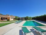 Mallorca Finca in Selva für 6 Personen mit Klimaanlage im Wohnzimmer