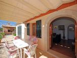 Mallorca Finca in Selva für 6 Personen mit Klimaanlage im Wohnzimmer