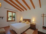 Mallorca Finca in Selva für 6 Personen mit Klimaanlage im Wohnzimmer