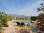 Finca mit guter Ausstattung Deutsches SAT-TV, Kamin, BBQ-Grill, Pool, Außendusche, Waschmaschine und Geschirrspüler.