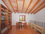 Finca mit guter Ausstattung Deutsches SAT-TV, Kamin, BBQ-Grill, Pool, Außendusche, Waschmaschine und Geschirrspüler.