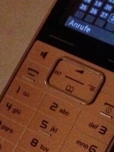 Telefon-Hotline  +49 (0) 30 - 648 329 98