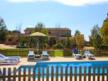 Finca-Mallorca-Großes-Landhaus-Pool-Kindersicher