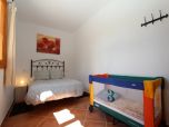 Finca-Mallorca-Großes-Landhaus-Pool-Kindersicher