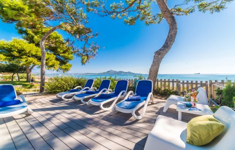 Ferienhaus direkt am Strand mit Meerblick. Mallorca Ferienhaus in Playa de Muro zur Miete
