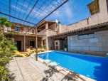 Preiswertes Stadthaus auf Mallorca, Familienfreundlich, urig und rustikal mit Pool und Grill