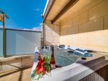 Dorfhaus auf Mallorca mit Pool und Dachterrasse
