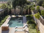 preiswerte Familienunterkunft auf Mallorca mit Pool und Garten. Landhaus Ferien auf einer Finca mit Garten