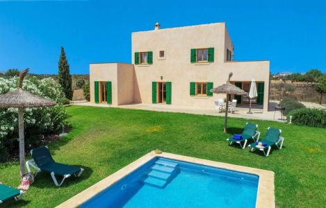 Ferienhaus mit sehr guter Ausstattung in Traumlage mit Pool Grill und Sonnenterrasse im Osten von Mallorca