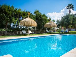 Mallorca Finca Vermietung in Traumlage mit Pool und Garten